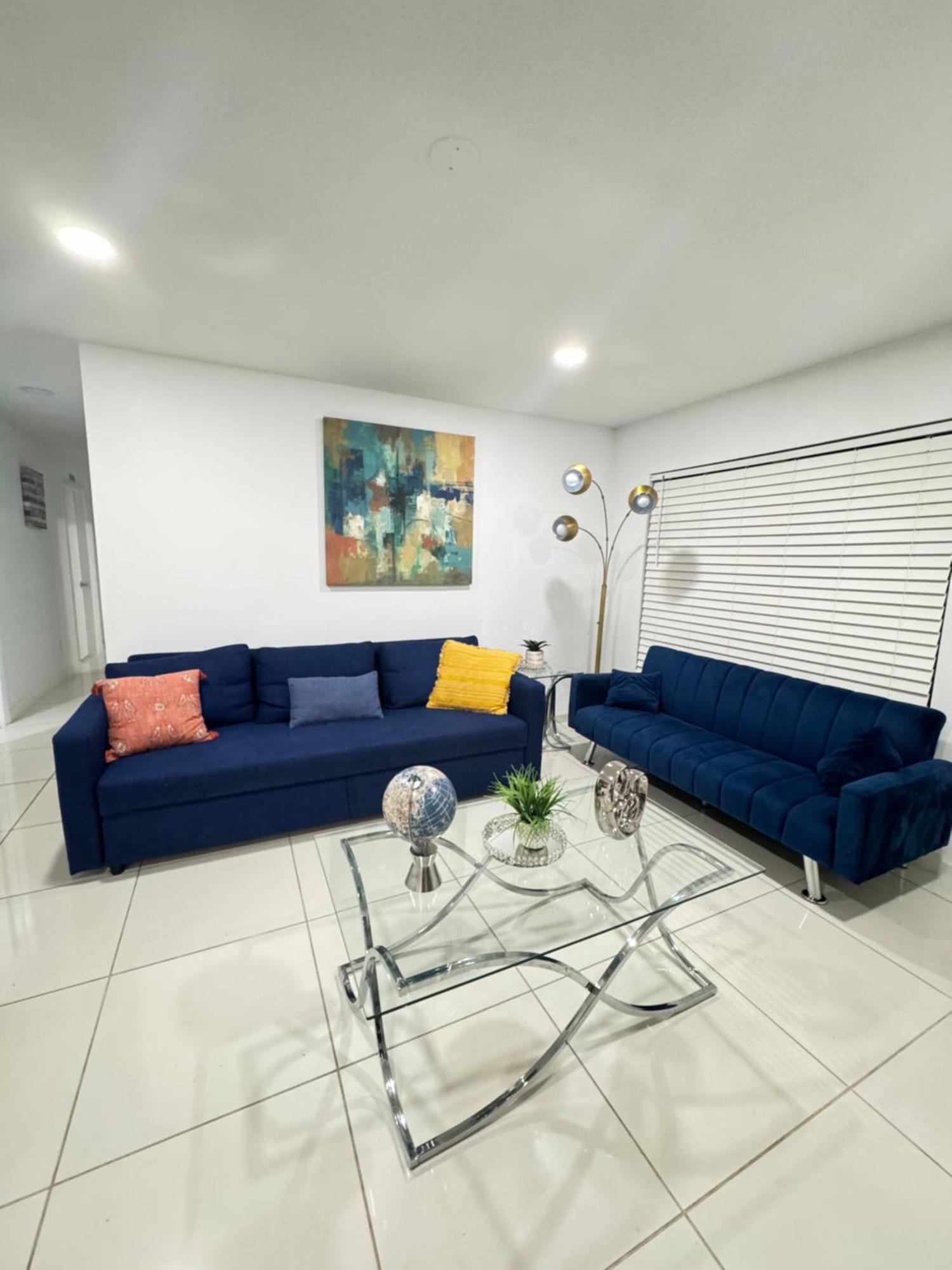 Cozy Family In With Private & Heated Pool Hébergement de vacances Tampa